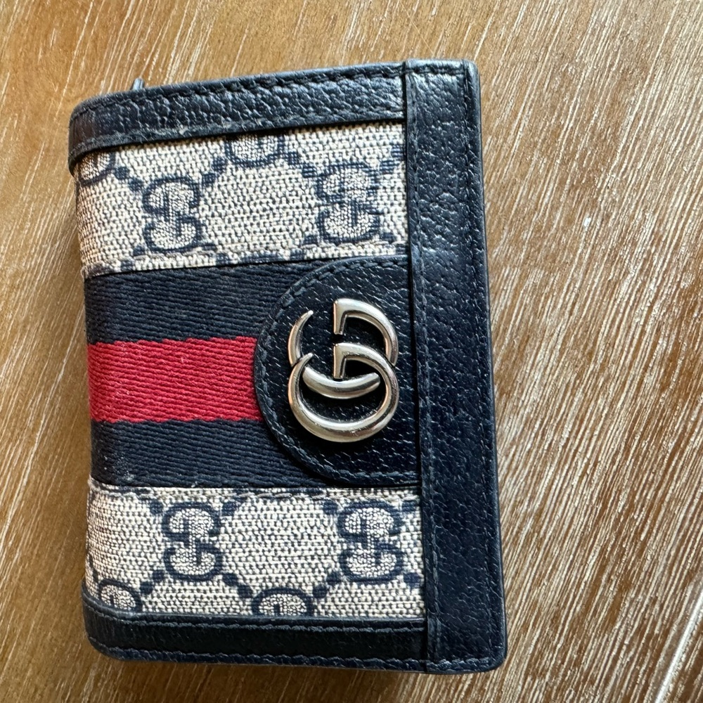 Gucci wallet